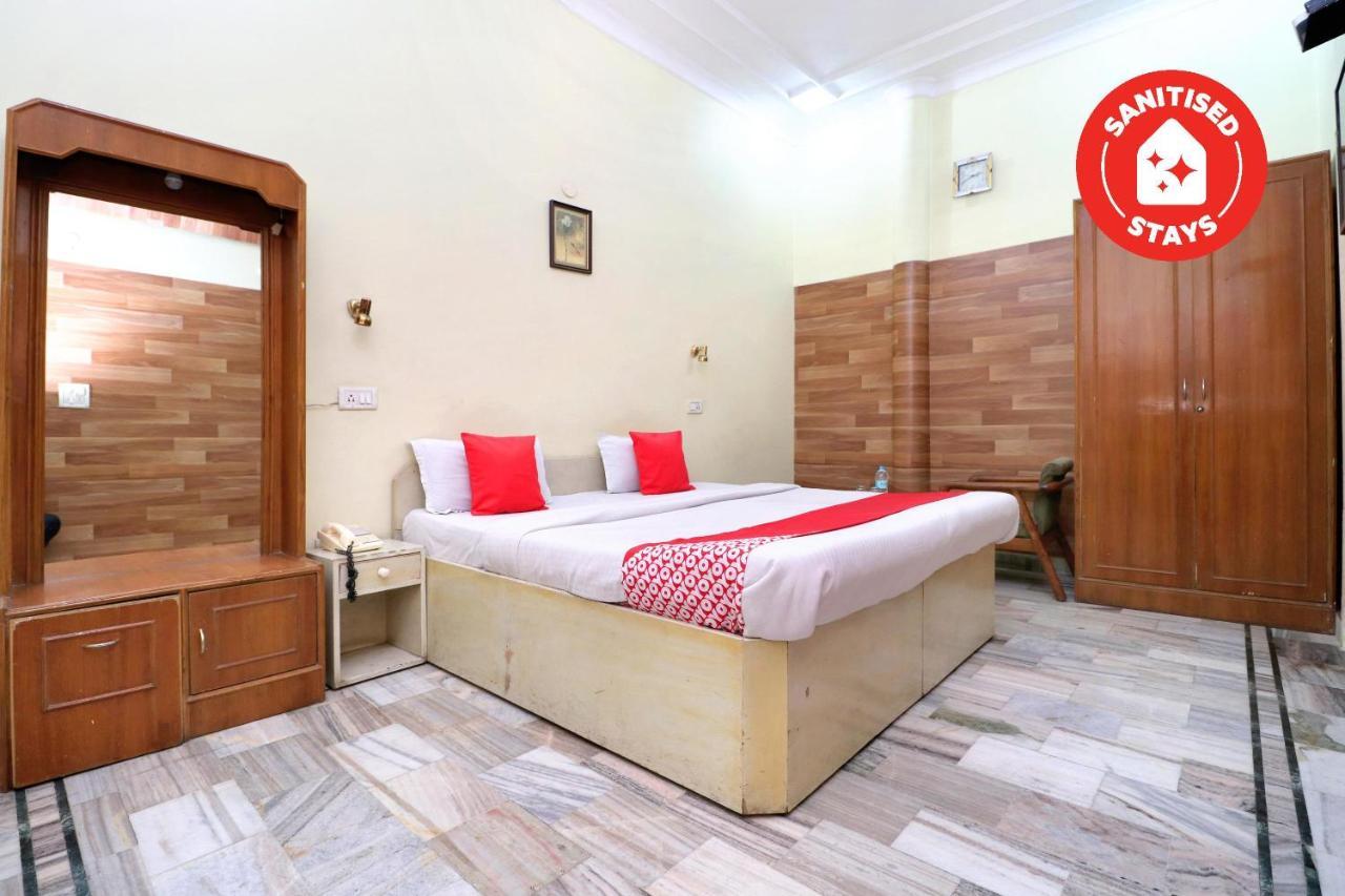 אמריצר Oyo 24073 Hotel Hari Darshan מראה חיצוני תמונה