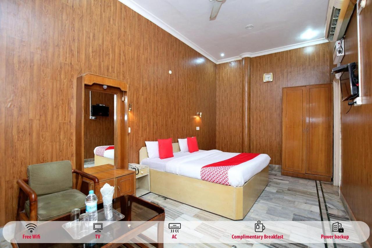 אמריצר Oyo 24073 Hotel Hari Darshan מראה חיצוני תמונה